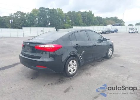 2016 Kia Forte Lx z USA, uszkodzony, nr VIN KNAFK4A60G5619710